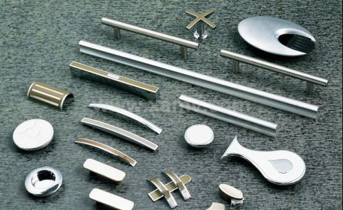 汽车零部件与零售五金产品视觉检测应用案例 以齿轮、螺栓为例